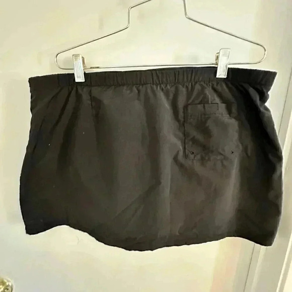 LANDS END Swim Skirt Skort Bottom Black Built In Brief Women's Size 16 - Picture 2 of 7